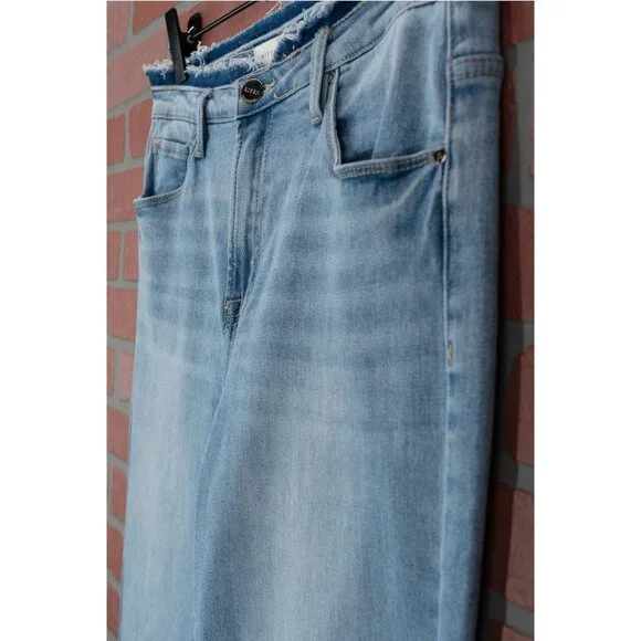 RISEN Crop Flare Jeans - Size 9/29 - Picture 10 of 13